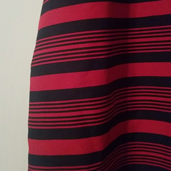 Red and Navy Blue Tank Top - Picture 3 of 3